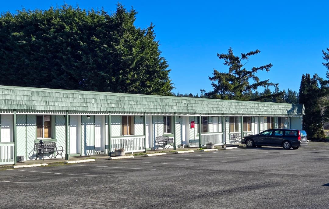 Affordable motel room in Coupeville on Whidbey Island